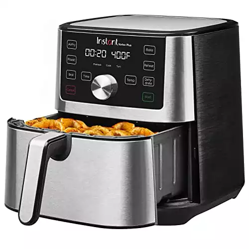 Instant Vortex 6QT XL Air Fryer, 6-in-1 Functions Broils, Dehydrates, Crisps, Roasts, Reheats, Bakes for Quick Easy Meals, 100+ In-App Recipes, Dishwasher-Safe, from the Makers of Instant Pot, Black